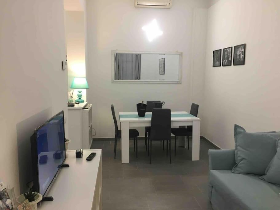 Beautiful Apartment Next To Piazza Di Spagna โรม ภายนอก รูปภาพ